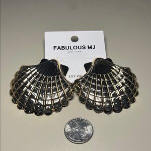 Costume Gold Shell Earrings